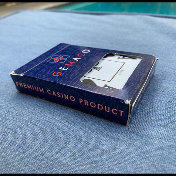 CARNIVAL CRUISE LINES Playing Cards by GEMACO (Gift with Purchase) - Picture 4 of 11